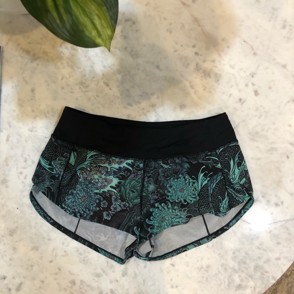 Lululemon speed up shorts size 4